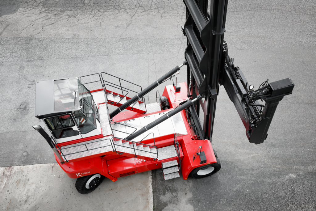 NB_Kalmar Essential Empty Container Handler DCU80-100 (5)