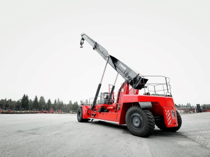 Kalmar Super Gloria Reachstacker