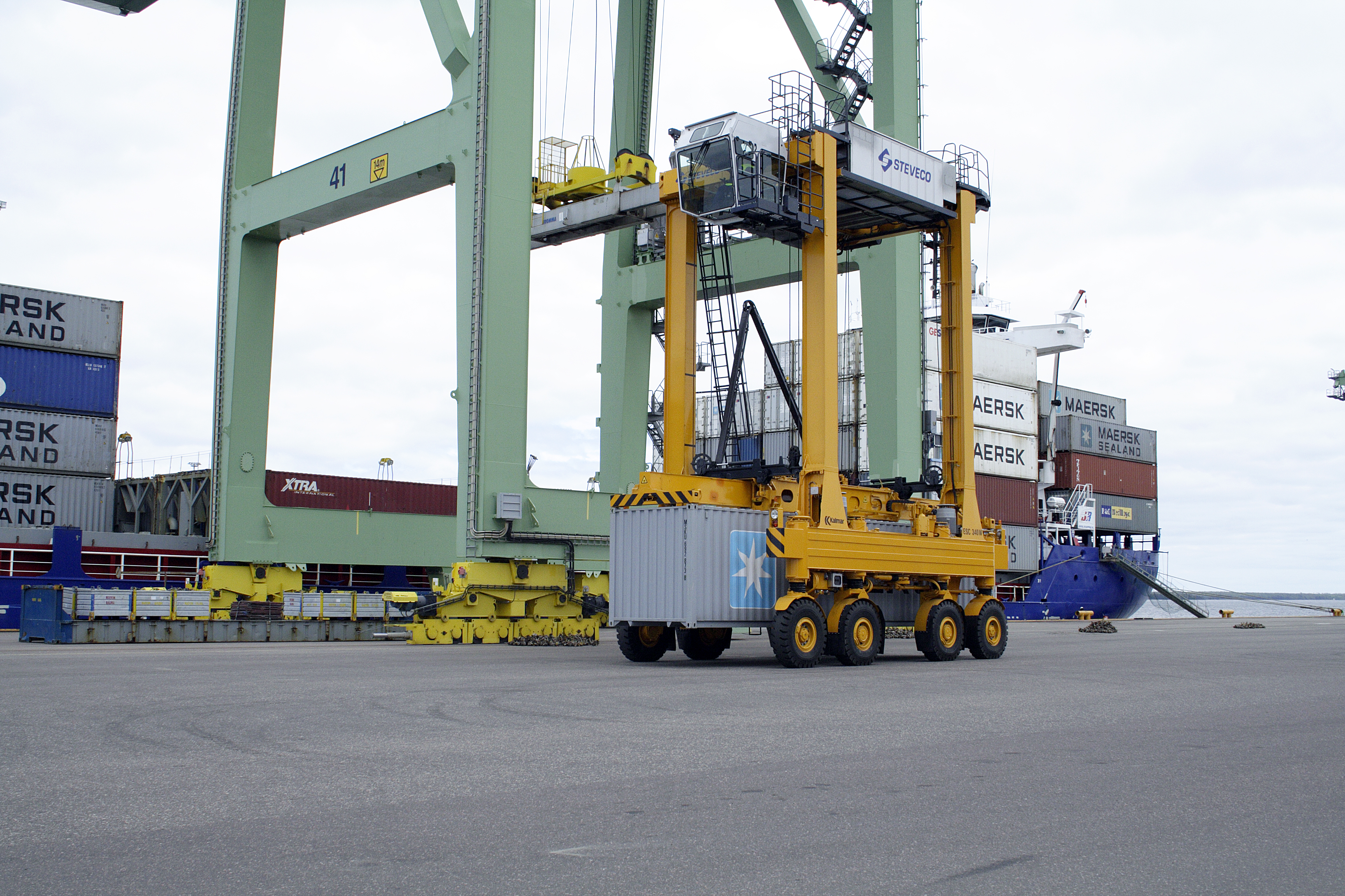 cargo handling Effective execution alliance ground’s ability to effectively execute has been demonstrated by our proficient and successful operations alliance ground international presently performs cargo, mail and ramp handling services to 35 airlines in eleven airports: chicago, new york, atlanta, miami, orlando, los angeles, san francisco, fort. cargo handling Effective execution alliance ground’s ability to effectively execute has been demonstrated by our proficient and successful operations alliance ground international presently performs cargo, mail and ramp handling services to 35 airlines in eleven airports: chicago, new york, atlanta, miami, orlando, los angeles, san francisco, fort.